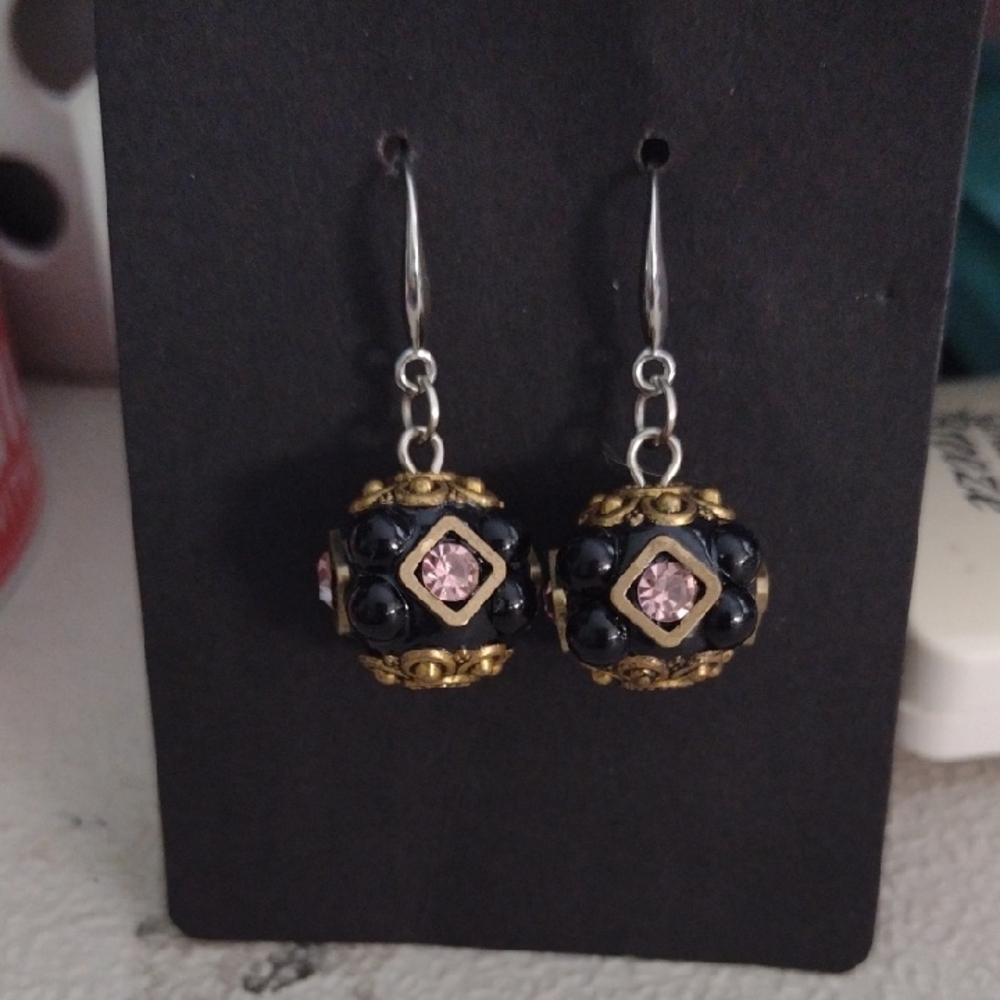 Elegant Black and Gold Bead Drop Earrings with Pink Crystal